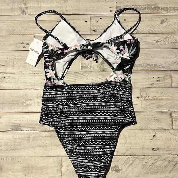 Hot Water Swimsuit Boho Blooms Monokini One Piece - Picture 3 of 8